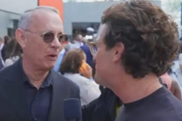 HILARIOUS: Liberal Actor Tom Hanks Insults MSNOW to Network Reporter’s Face During Obama Event (VIDEO)