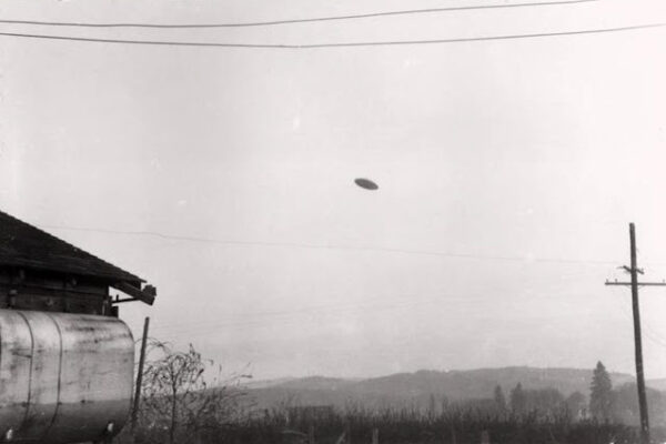 Authentic UFO photos from long before the era of AI-generated UFO images
