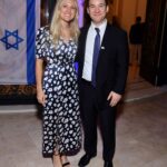 Ben Savage Was Spotted Out with His Daughter in LA, Months After His Boy Meets World Co-Stars Said He’s Been Ghosting Them for Years ben-savage-was-spotted-out-with-his-daughter-in-la-months-after-his-boy-meets-wo-2