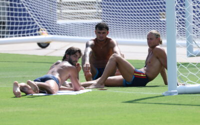 Heartthrob Ferran Torres Received His World Cup Final MVP Award from None Other Than Shakira; It’s Too Hot in Here