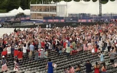 DEVELOPING: National Mall’s Salute to America Celebration Evacuated Due to Lightning in the Area – Patriots Sing Star Spangled Banner During Evacuation (VIDEO)