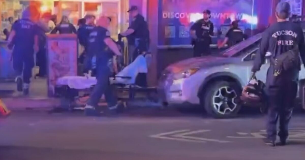 (VIDEO) Tucson, AZ Shooting Injures 9, Suspect Shot by Police and in Custody – Tucson Mayor Blames “Violence Prevention” Funding and “Easy Access to Guns”