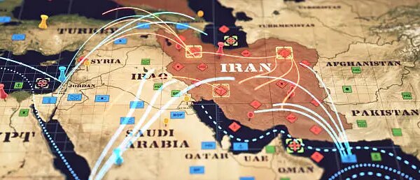 Trump’s Surrenders Against Iran – Robert Pape & Patrick Henningsen talks to Danny Haiphong