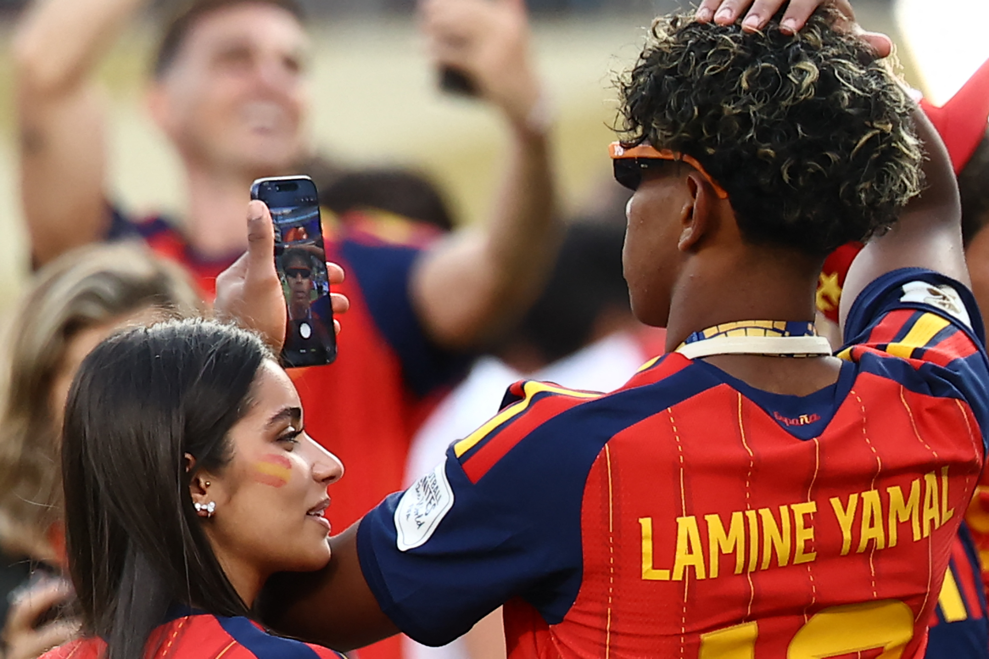 Lamine Yamal taking a selfie with his girlfriend Inés García after Spain won the 2026 World Cup final