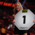 wnba-star-sophie-cunningham-kicked-off-her-kicks-and-went-barefoot-for-a-surpris-2