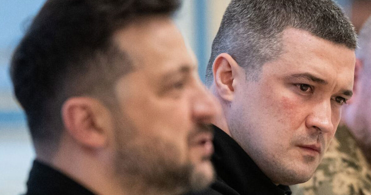 ‘Cardboard Revolution’ Hasn’t Stopped, With Young Ukrainians Insisting Zelensky Reappoint Fedorov as Defense Minister