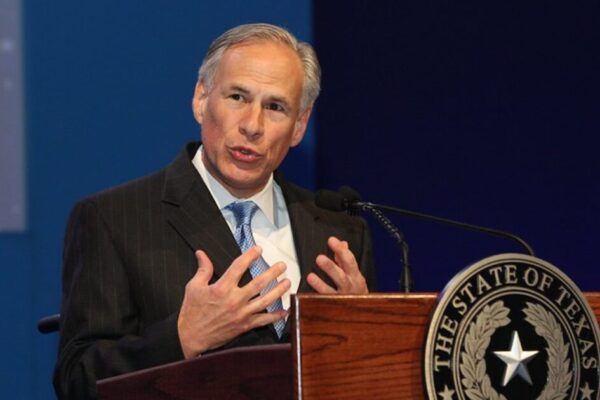 Trump-Appointed Judge Blocks Governor Walz From Forcing Texas Gov Abbott to Extradite ICE Agent