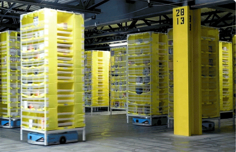 The differences between decentralized and centralized power in swarm robotics