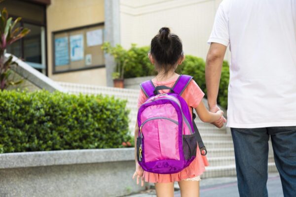 How to help an anxious kid through back-to-school season