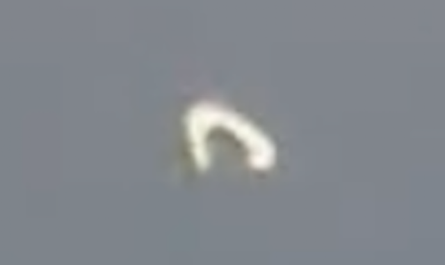 UFO Makes Loops Over Cleveland, Texas, USA On Aug 10, 2026, UAP Sighting News.