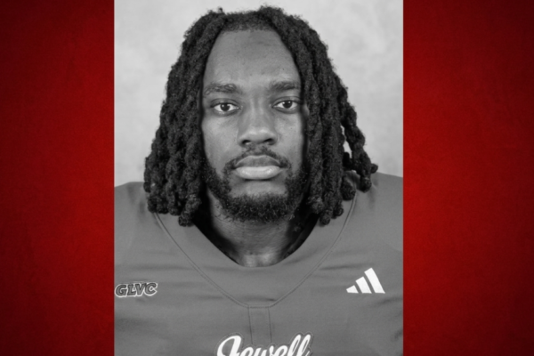 TRAGIC: College Football Player Dies After Scoring Touchdown — Collapses on Sideline During Season Opener