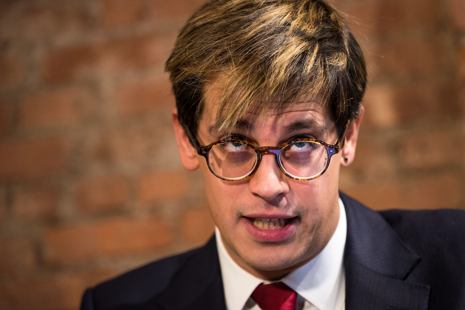 Milo Yiannopoulos speaking at a press conference in New York City in February 2017.
