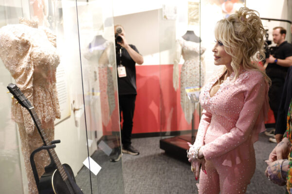 Dolly Parton Died at 80 After a Brief Battle with Cancer, Surrounded by Loved Ones in Nashville, Days After Telling People She Still Had “So Many Things I Want To Achieve.”