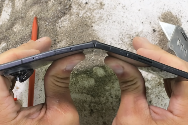 Samsung Galaxy Z Fold 8 survives the ultimate stress test