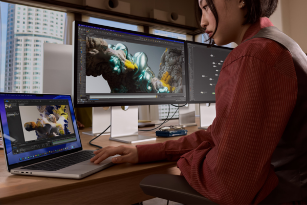 Rare Apple drop: Get 0 off the M5 Pro-powered MacBook Pro right now at Amazon