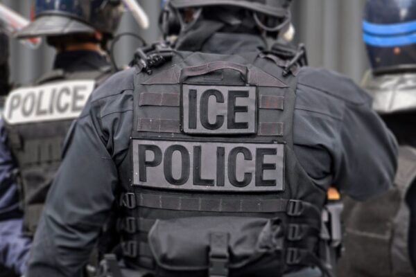 ICE bans agents from using Meta smart glasses, but wants to build its own