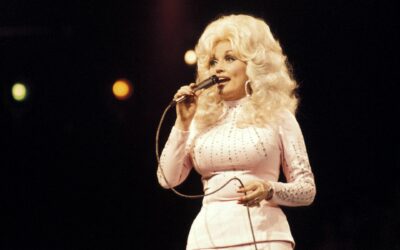 The internet mourns Dolly Parton, country music’s brightest light