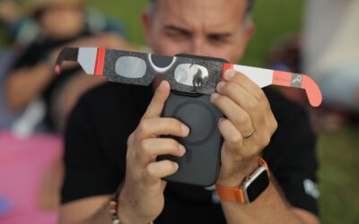 Photos, memes, and conspiracies out of the 2026 solar eclipse