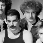 Queen – We Are The Champions (Rock Montreal) hqdefault