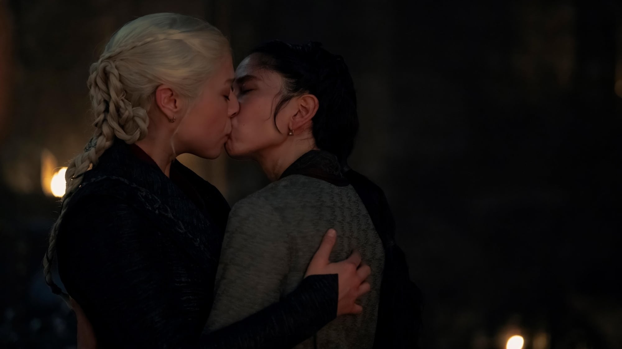 Rhaenyra (Emma D'Arcy) and Mysaria (Sonoya Mizuno) in "House of the Dragon."