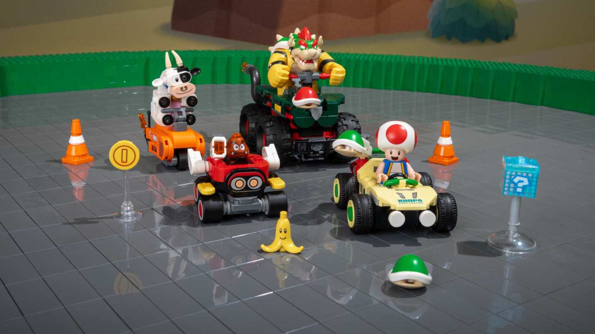 Luigi & Bowser Jr.'s Race Lego set