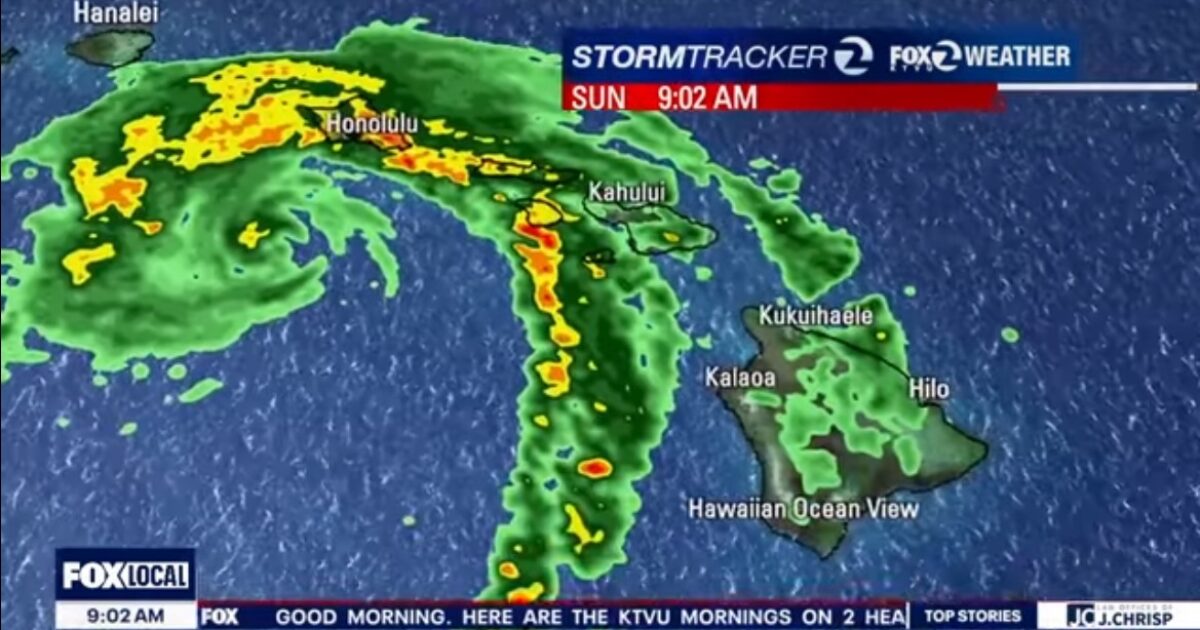 One Dead, Thousands without Power and Homes Swept Away as Hurricane Lala Slams Into Hawaii’s Big Island (VIDEO)
