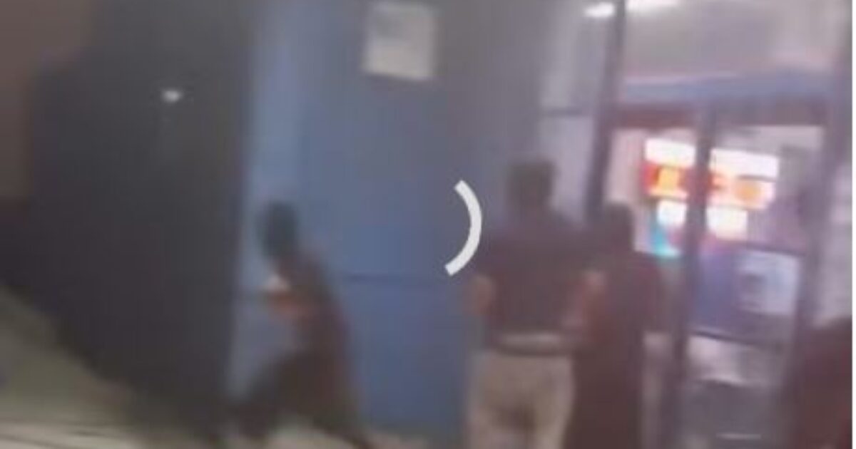Separate Mobs Storm Pharmacy, Fast-Food Restaurant in LA ‘Street Takeovers’