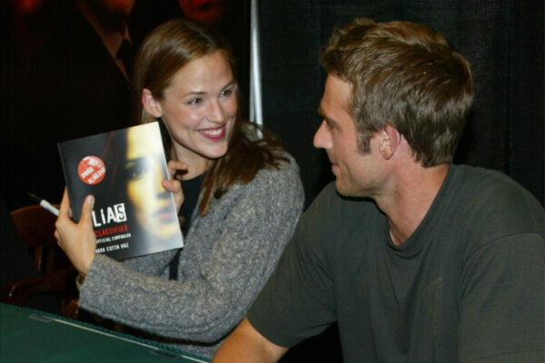 “Rejection Is God’s Protection.” Jennifer Garner Says Losing ‘The West Wing’ Role Led Straight to ‘Alias’ Two Weeks Later