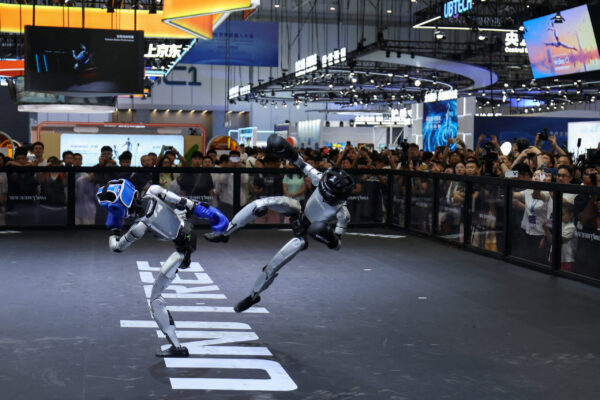 Robots Are Cage Fighting Like They’re in Street Fighter in China Right Now