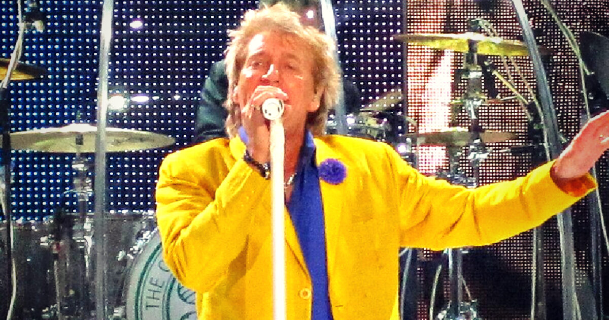 Classic Rocker Rod Stewart Cancels Remainder of His US Tour After Cardiac Surgery