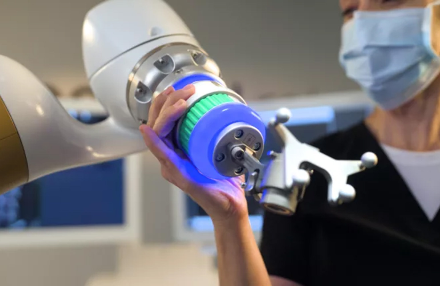 Enovis to acquire surgical tech provider eCential Robotics for 0M