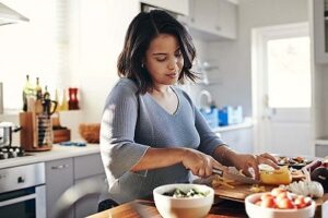 Stanford Neuroscientist: How to Train Your Self-Control So You Don’t Mess Up Your LifeI