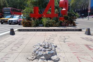 Antimonumentas and Antimonumentos in Mexico City, Mexico