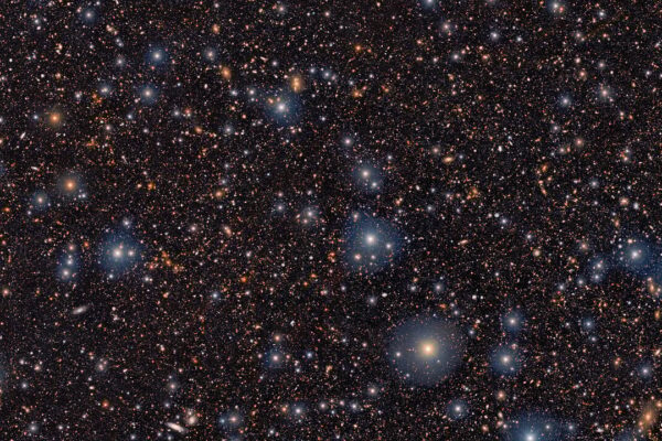 3D map reveals cities of galaxies taking shape in early universe