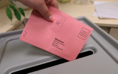 Whistleblower: USPSs new ballot screening system isnt ready