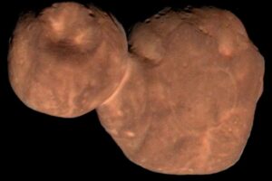Small, icy worlds in the outer solar system barely changed since birth