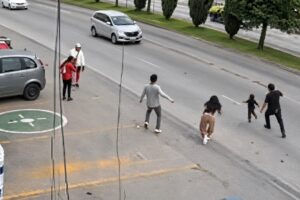 WATCH: Hero Supermarket Manager in Mexico Dives Into the Road and Saves Child From Being Run Over by Oncoming Traffic