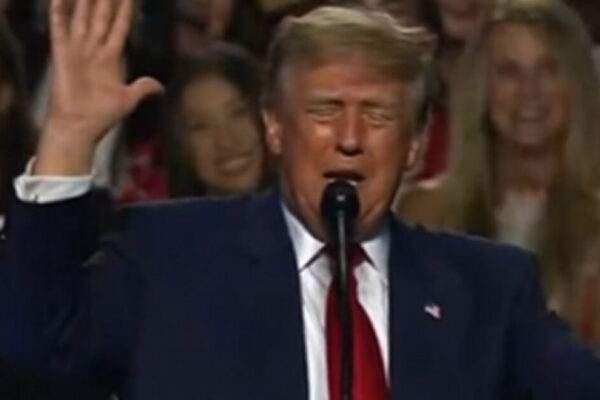 Trump Cracks Up Crowd at Midterm Convention With Pledge to Vote – The Media Will Lose Their Minds Over This (VIDEO)