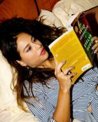 Revenge Bedtime Procrastination: A Sleep Physician on Why You Keep Scrolling Instead of Sleeping